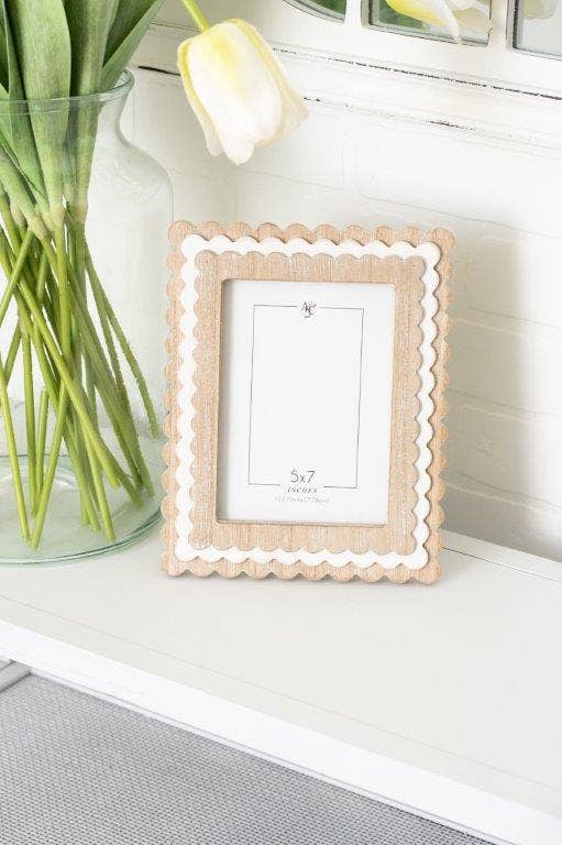 8x10x1 wood photo frame (SCALLOP) Natual/White (5x7) picture