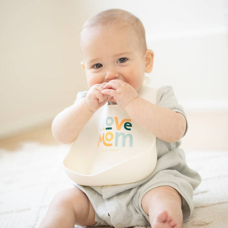 I Love Mom Wonder Bib: Off White