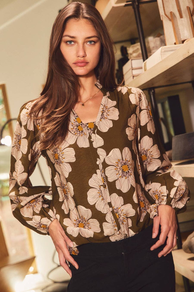 Floral-printed Woven Blouse: LT Blue Multi / L