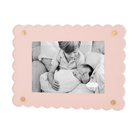 Scallop Acrylic Frame - Thumbnail 3