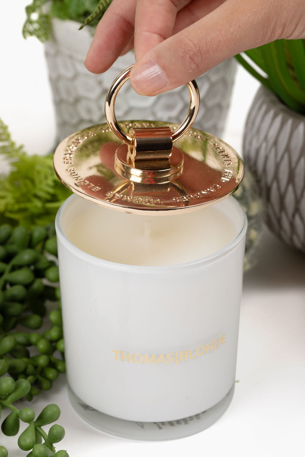 Thomas Blonde Candle - Thumbnail 3