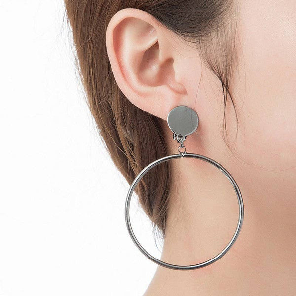 Ines clip-on earrings: Silver