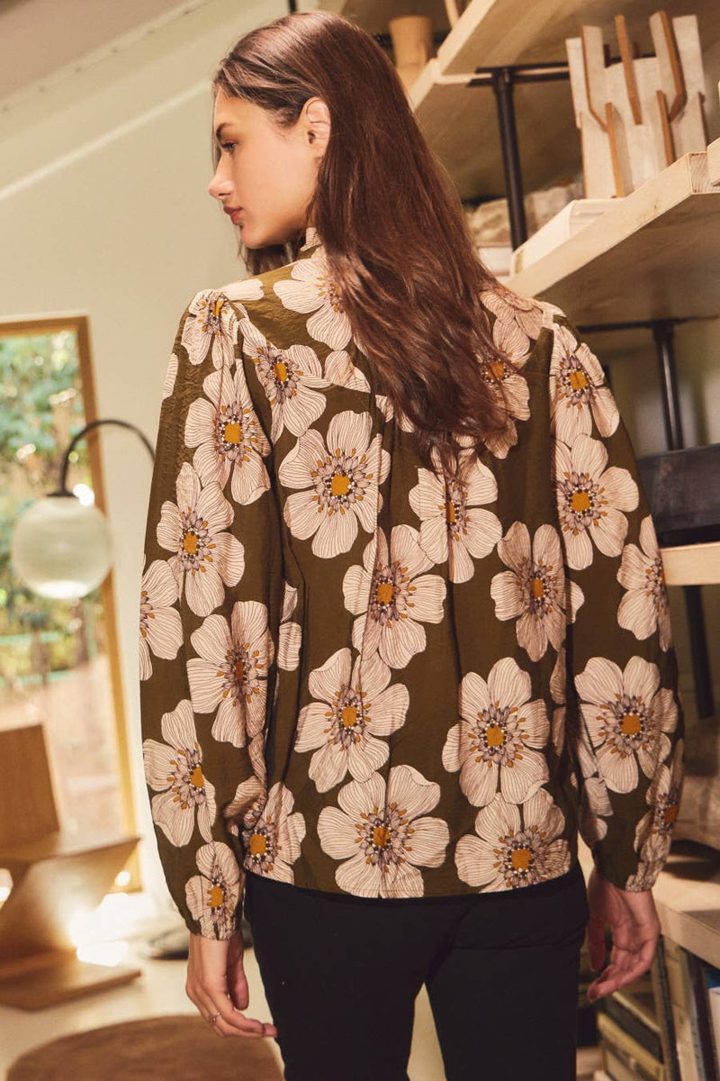 Floral-printed Woven Blouse: LT Blue Multi / L